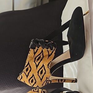 Limited Edition Sole Society: Tribal suede stiletto, 4.5" heel, gold / blk